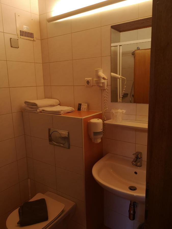 Hotel Wirt Z'Minsta Altmünster Eksteriør bilde